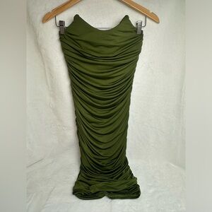 GREEN STRAPLESS DRESS - SIZE MEDIUM